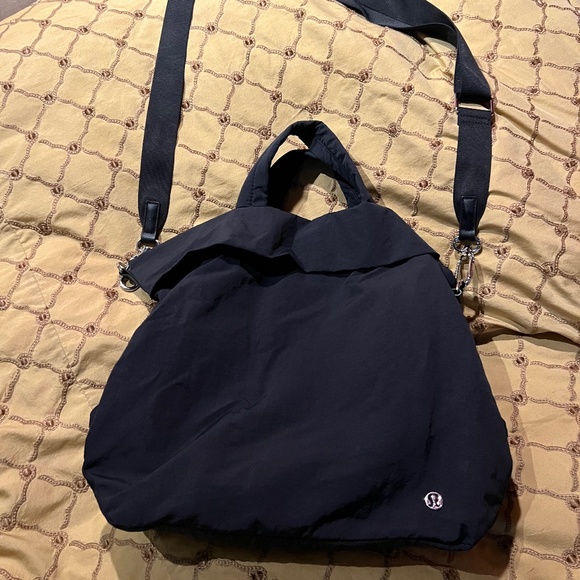 amazon basics slim carry on travel backpack weekender AmazonBasics Review msi Color:Floater Black Are dog backpack carriers